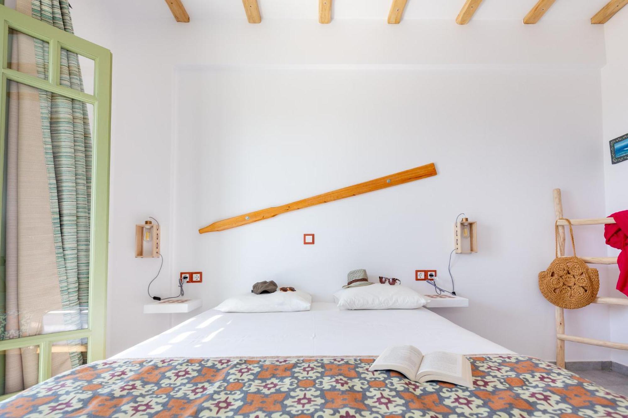 Ailouros Summer Hotel Schoinoussa Esterno foto